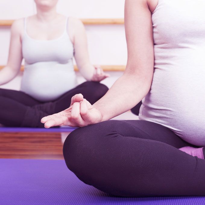Mama Yoga in der Hebammenpraxis
